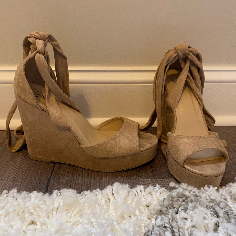 Tan summer wedges